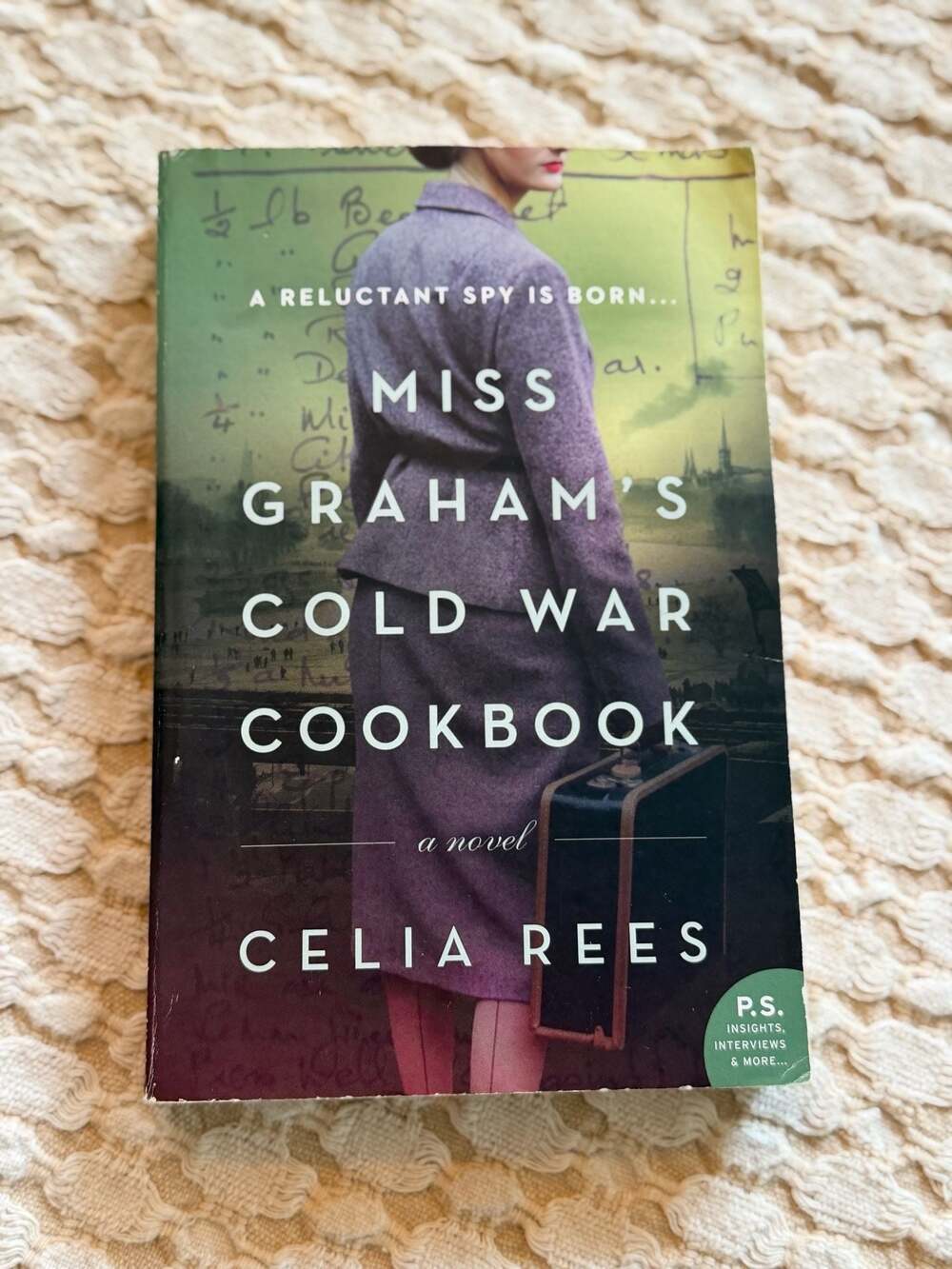 Miss Graham's Cold War Cookbook by Celia Rees (Paperback)